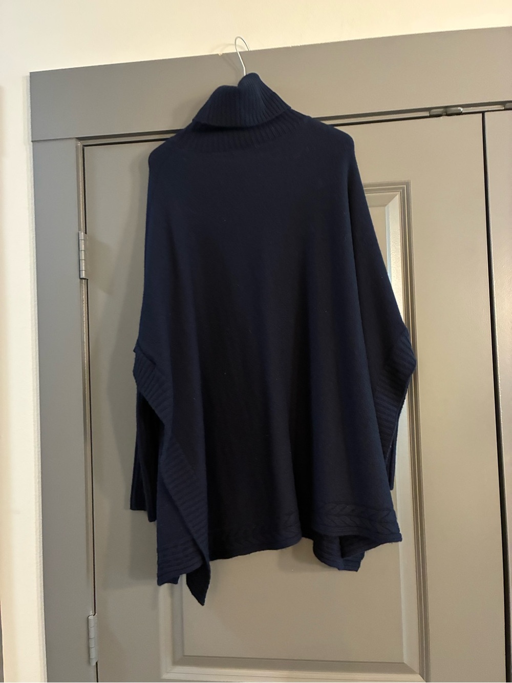 CH Carolina Herrera Navy Wool Turtleneck Oversized Cape Sweater - Picture 7 of 8
